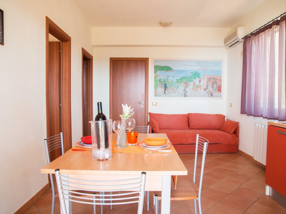 Superior Apartment, Ensuite, Sea View photo 2