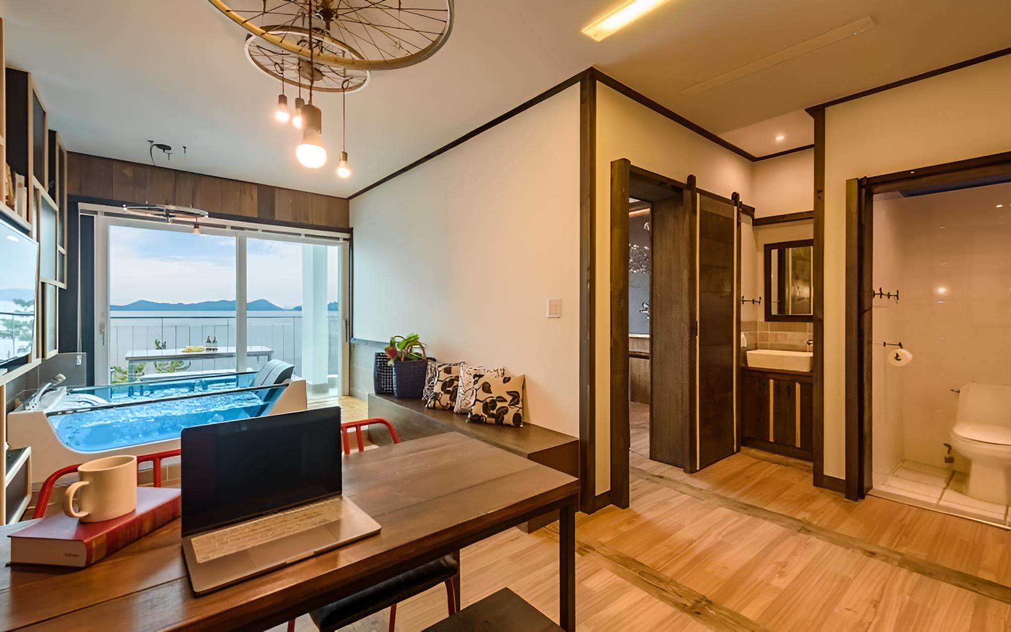 Room (B202 (Indoor Spa)) - Photo 4