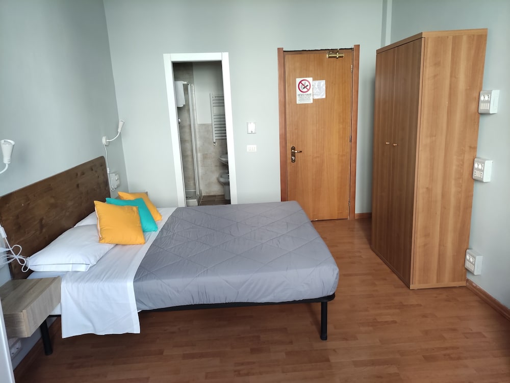 City Double Room photo 3