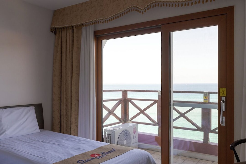 Ocean Suite (Double + Double)