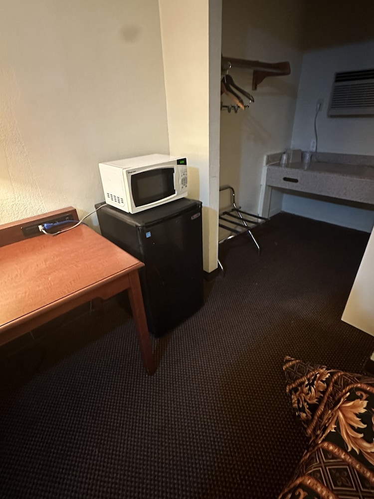 Basic Room photo 3
