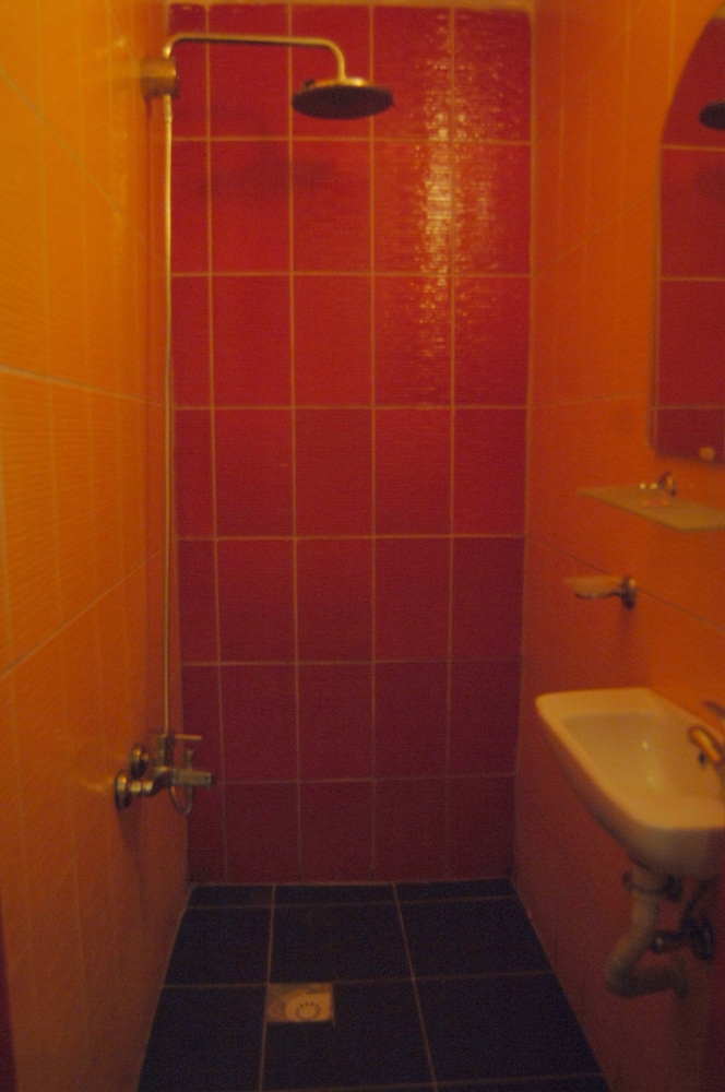 Single Room, 1 Bedroom, Shared Bathroom photo 3