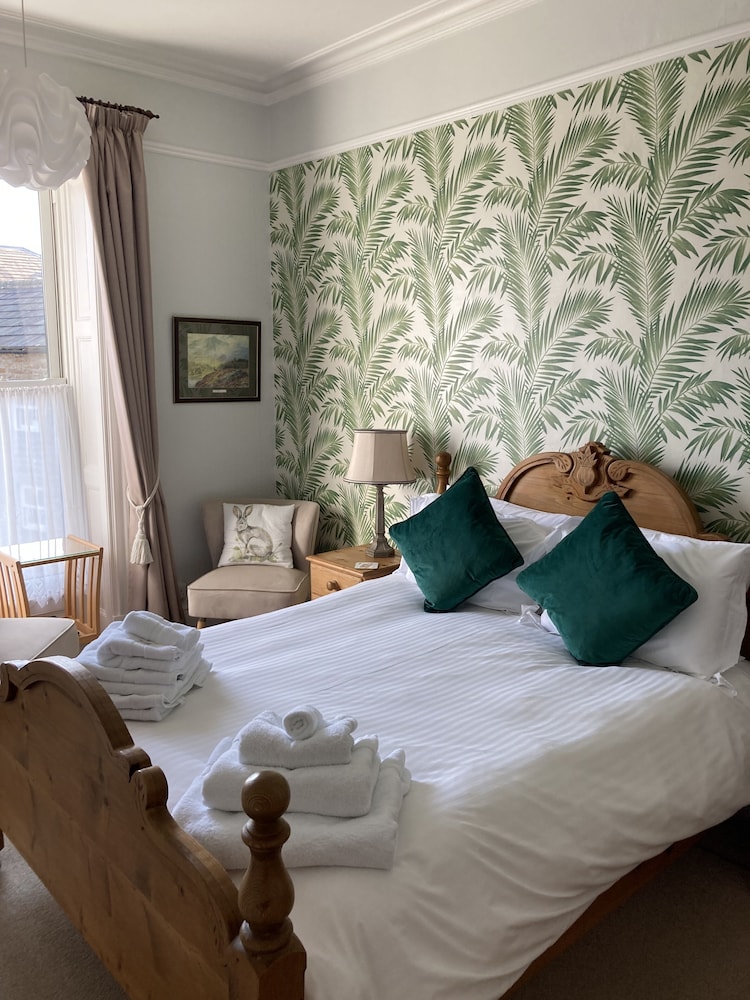 Room (King) photo 1
