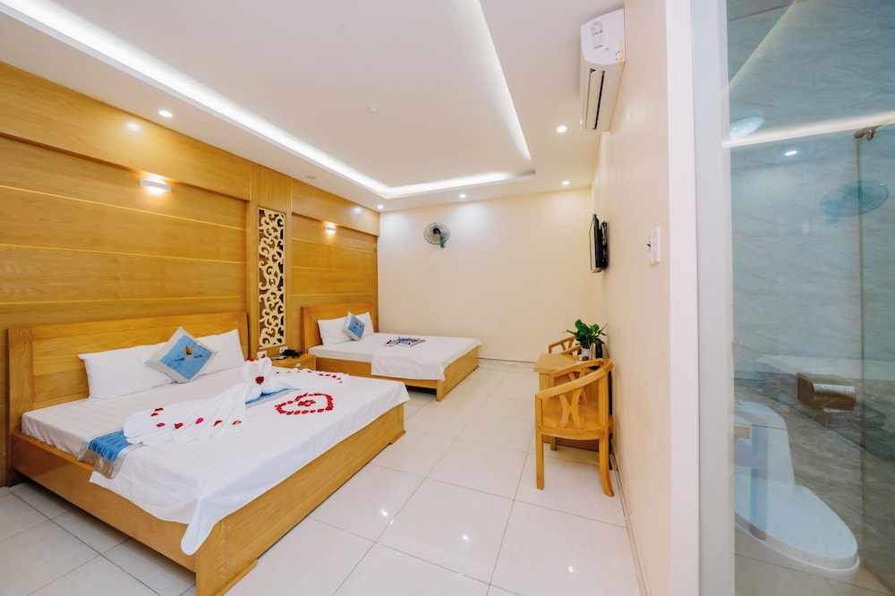 Standard Twin Room photo 3