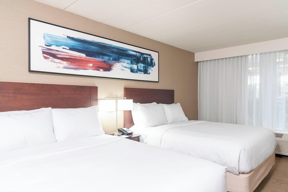 Standard Room, 2 Queen Beds - Photo 1