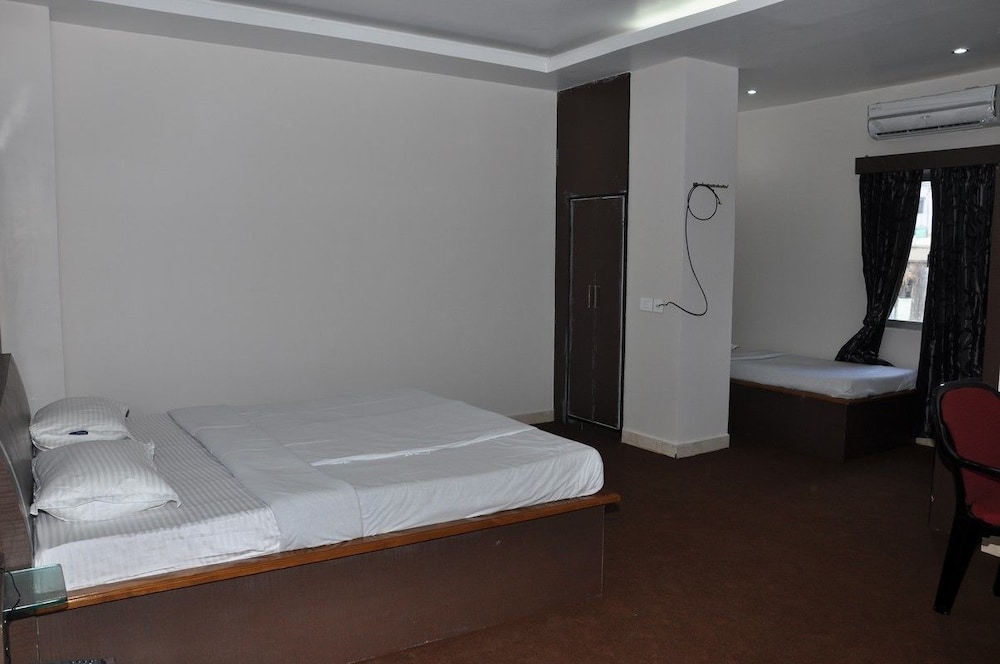Deluxe Triple Room photo 1