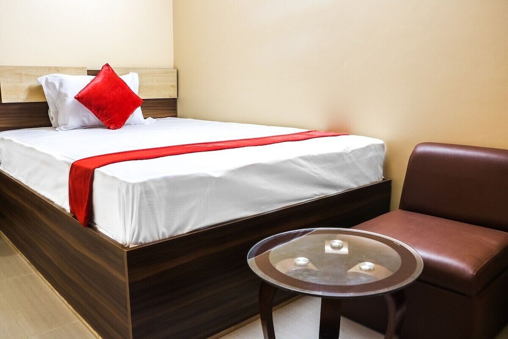 Economy Double Room, City View photo 1