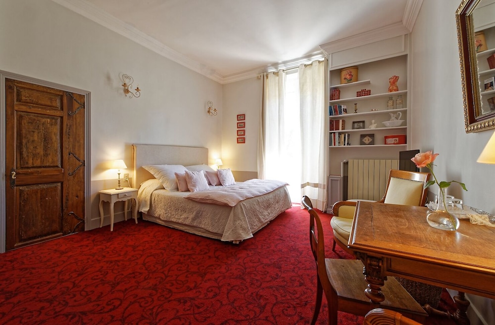 Romantic Double Or Twin Room, Private Bathroom, Garden View (Au 1 Étage)