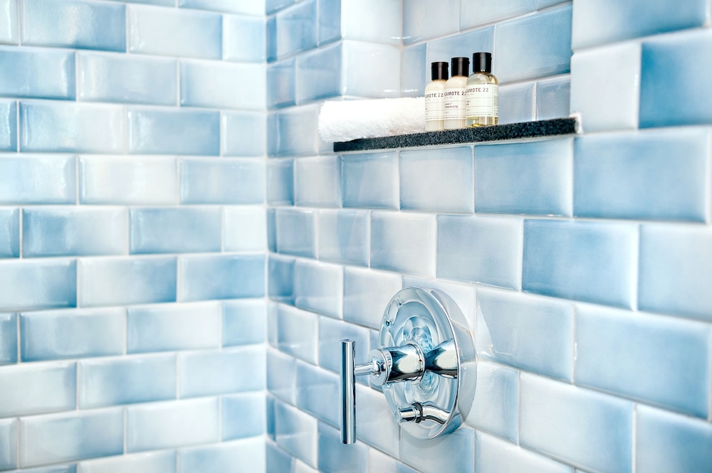 Suite, Pool Access (plunge Pool)