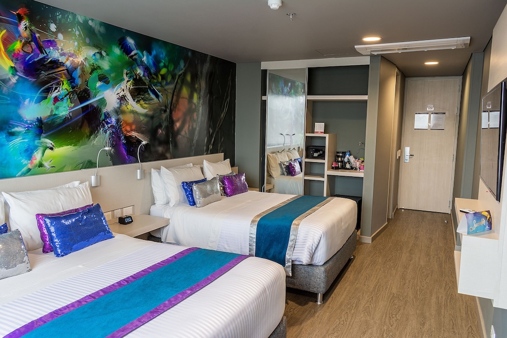 Family Room, 2 Double Beds photo 1