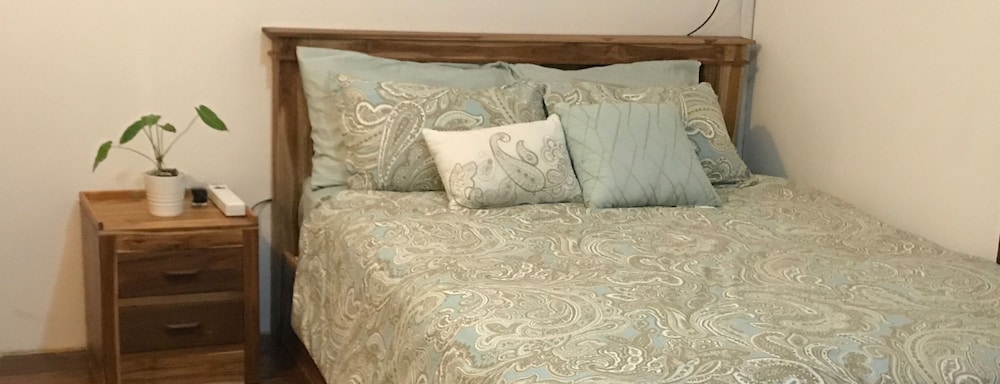 Deluxe Double Room, 1 Queen Bed photo 3