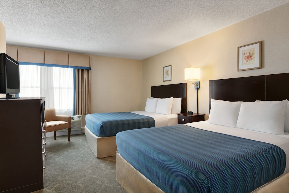 Standard Room, 2 Double Beds - Photo 1