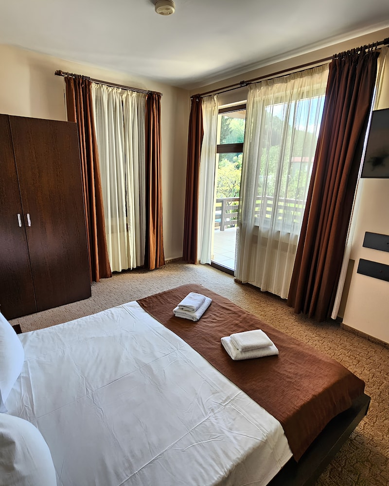 Suite 3