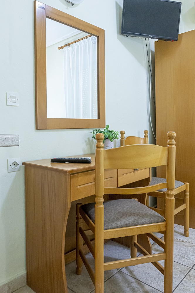 Basic Double Room - Photo 3