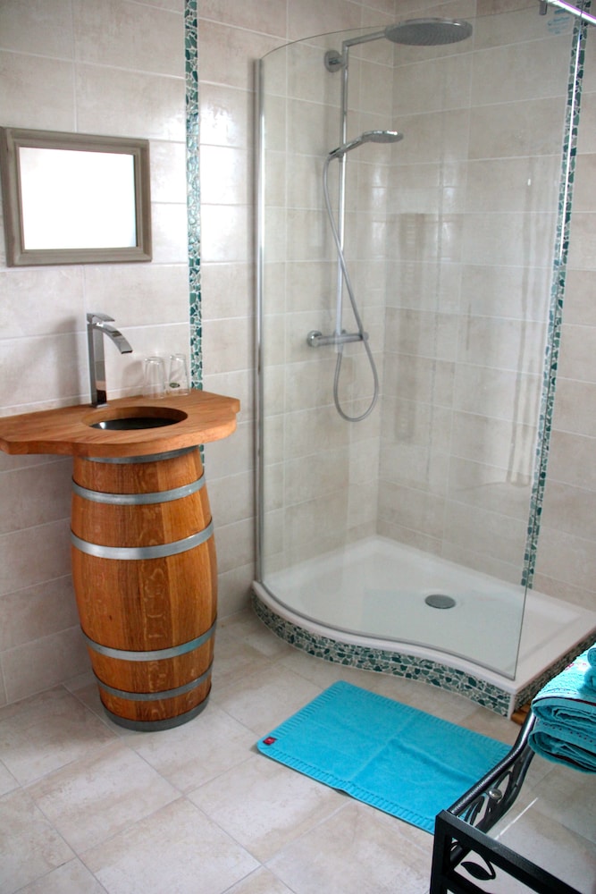 Double or Twin Room (Barrique) photo 3