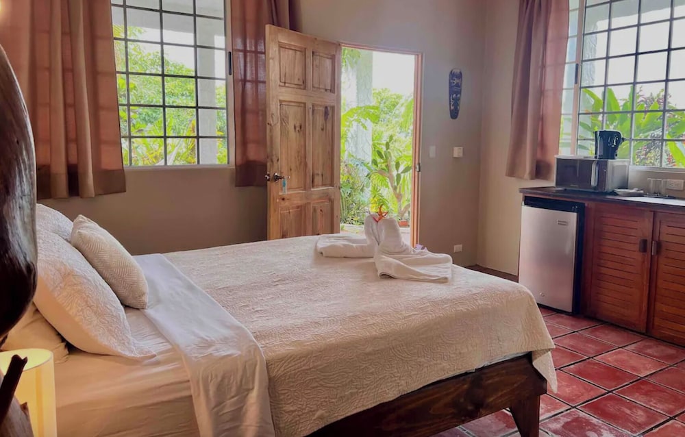 Deluxe Double Room, Garden View