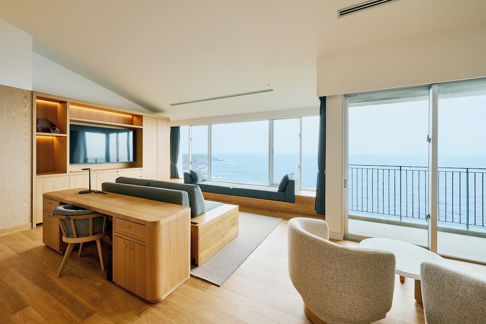 Premium Twin Room, Multiple Beds, Non Smoking, Ocean View