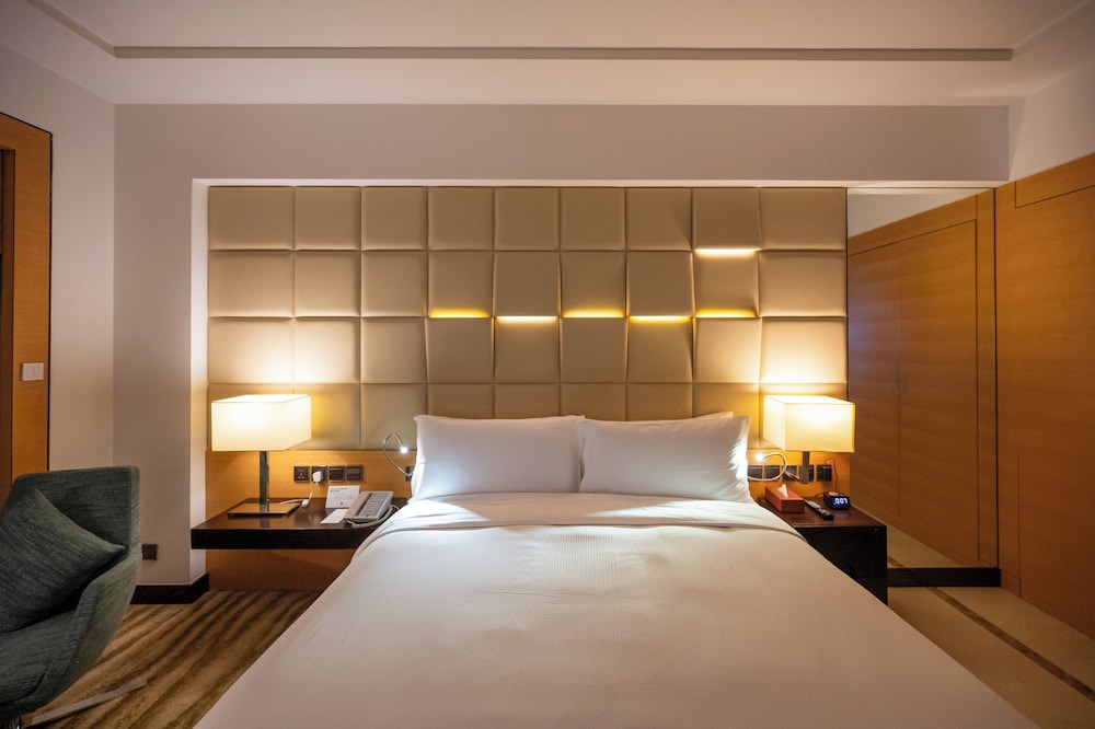 Room, 1 King Bed - Photo 16