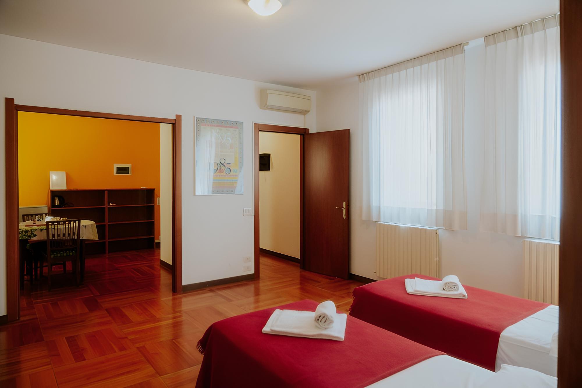 Standard Quadruple Room photo 2