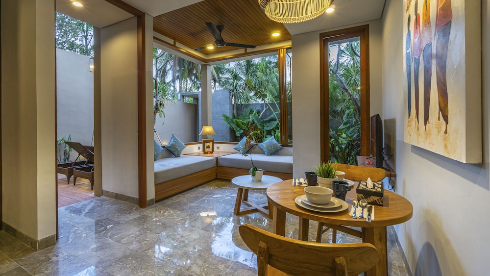 Romantic Villa, Private Pool - Photo 5