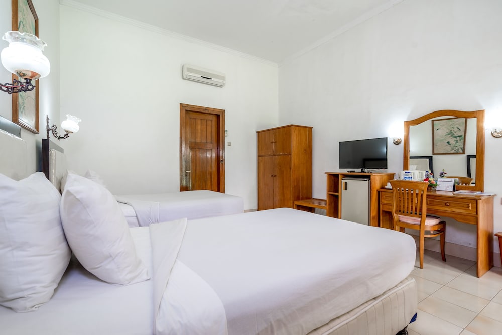 Deluxe Room, Garden View - Photo 4