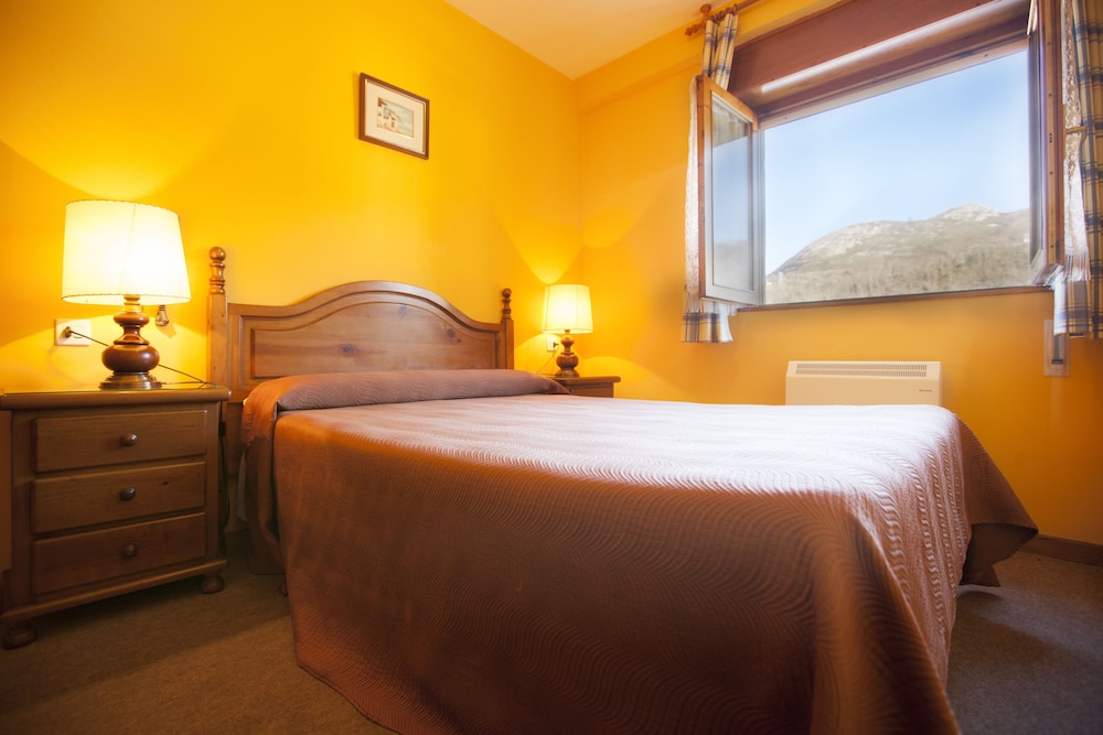Double Room (River Canoeing Included)