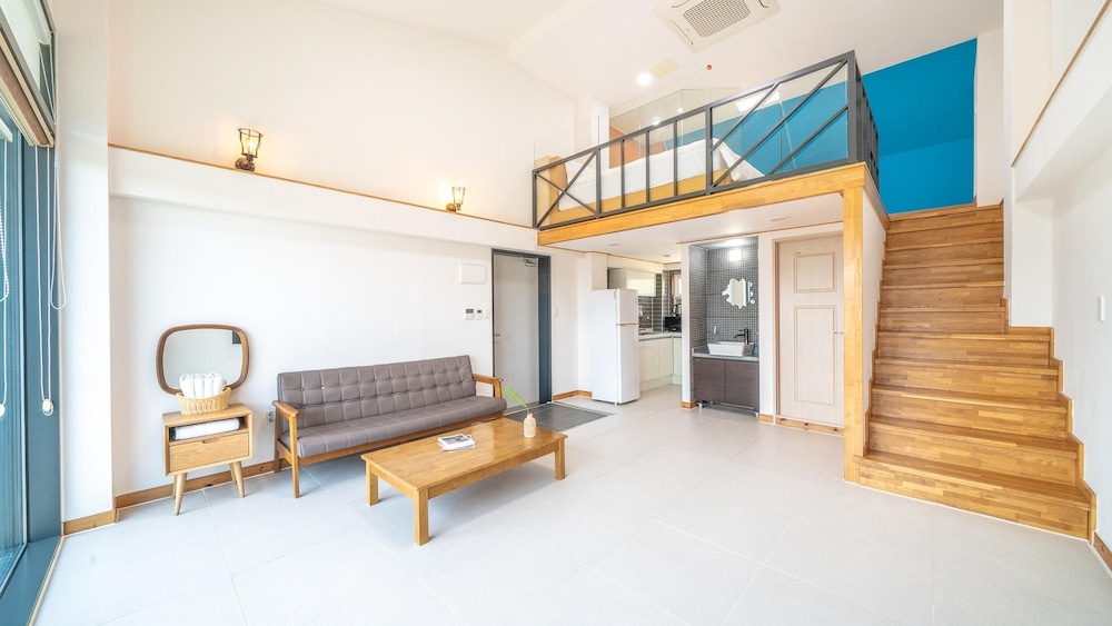 Basic Room, 1 Bedroom (orange 3) - Photo 3