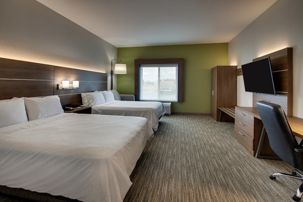 Standard Room, 2 Queen Beds, Accessible - Photo 3