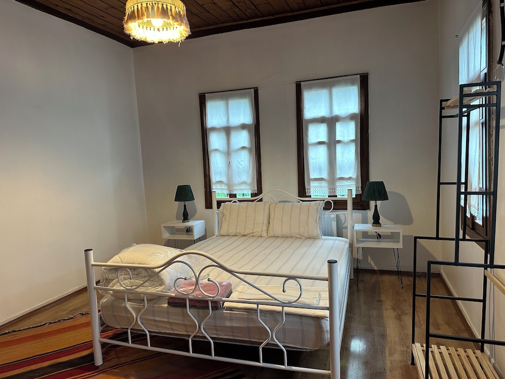 Classic Room, Courtyard View photo 2