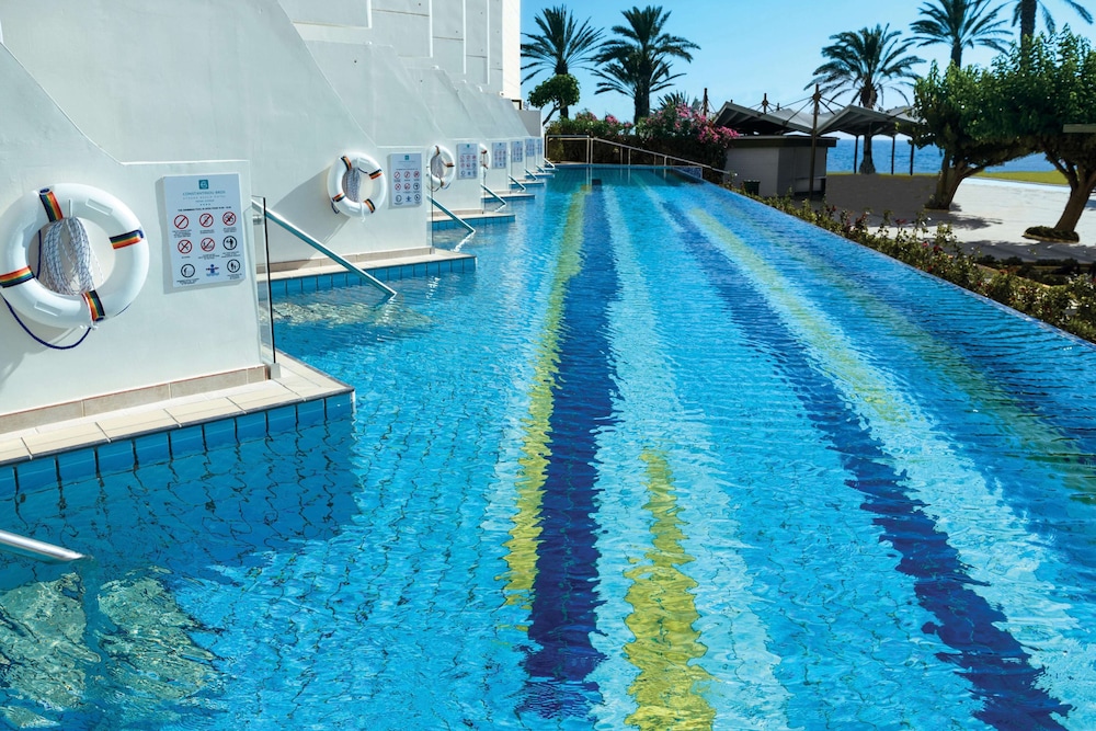 Superior Room, Land View (Swim up)