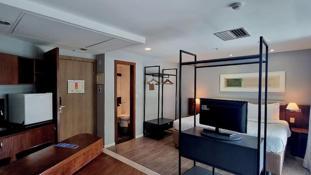 Classic Room, 1 Queen Bed