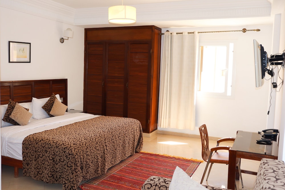Junior Suite, Non Smoking photo 2