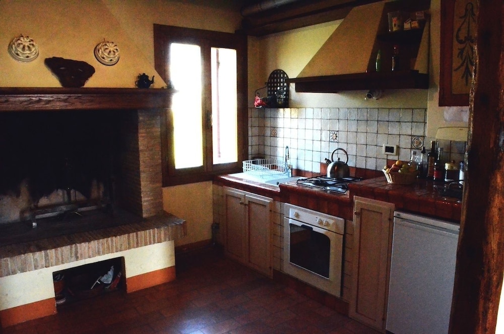 Apartment, 2 Bedrooms, Non Smoking photo 3