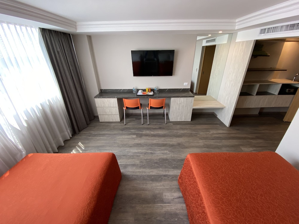 Double Room, 2 Double Beds - Photo 4