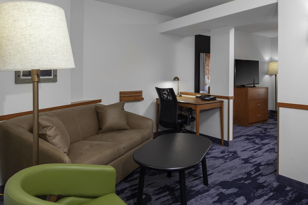 Suite, Multiple Beds - Photo 1