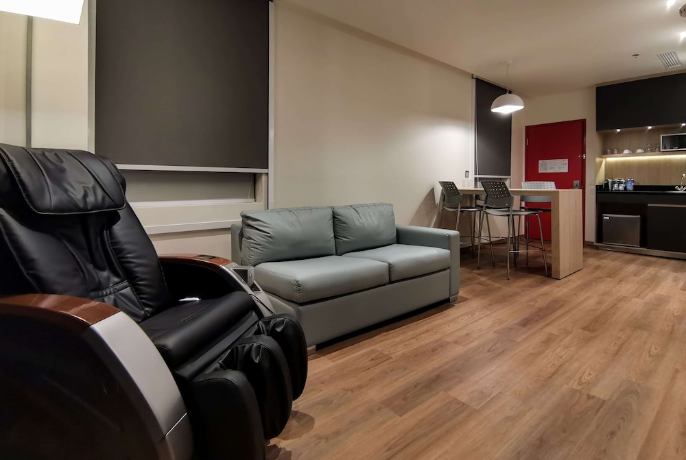 Suite, 1 King Bed, Non Smoking (Relax) - Photo 4