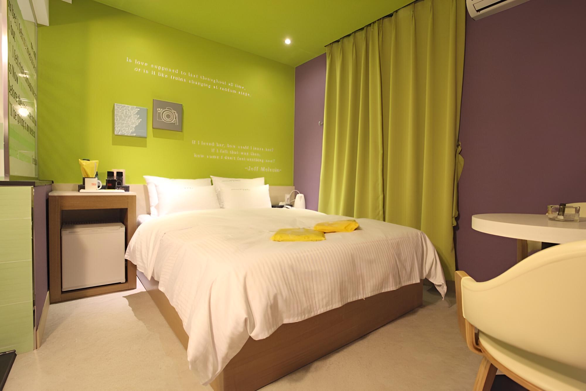 Room (Suite Room)