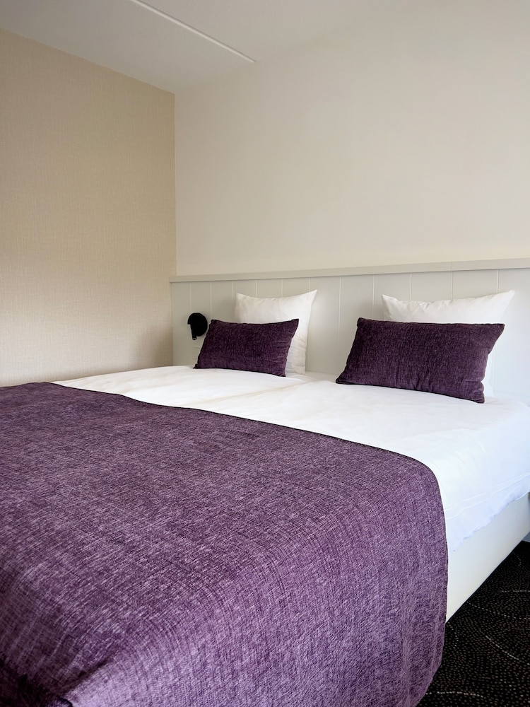 Comfort Twin Room, 2 Twin Beds photo 2