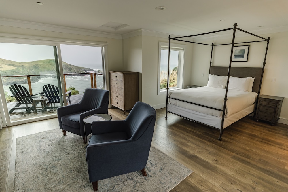 Room, 1 Queen Bed, Bathtub