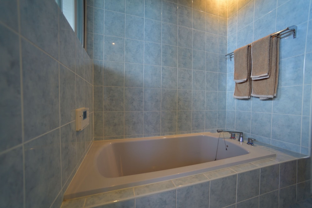 Suite, Sea View (with 2 Extra Beds) photo 2