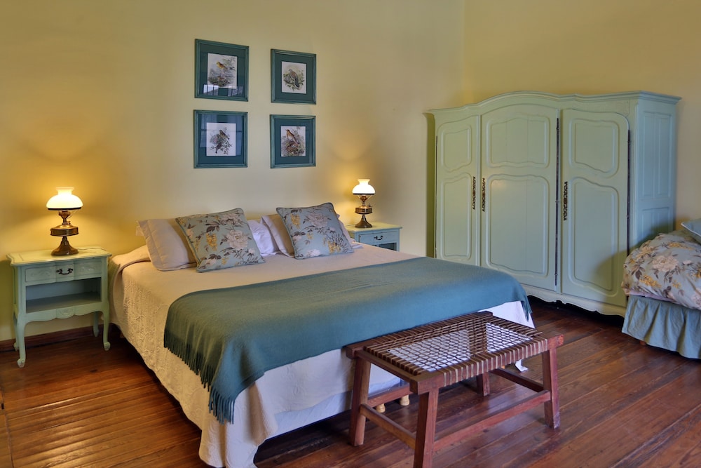 House, 3 Bedrooms photo 2