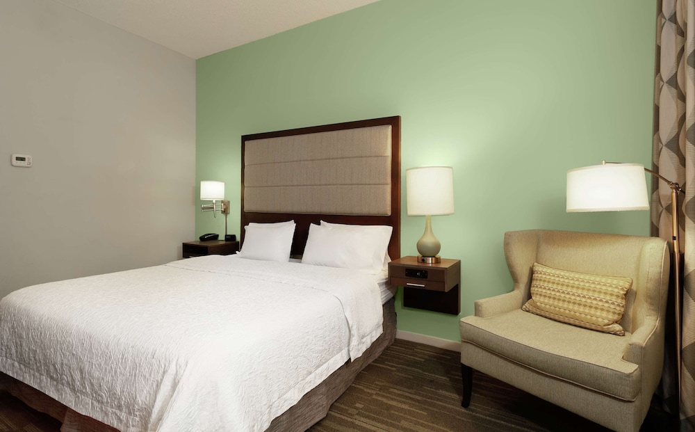 Room, Accessible, Non Smoking - Photo 3