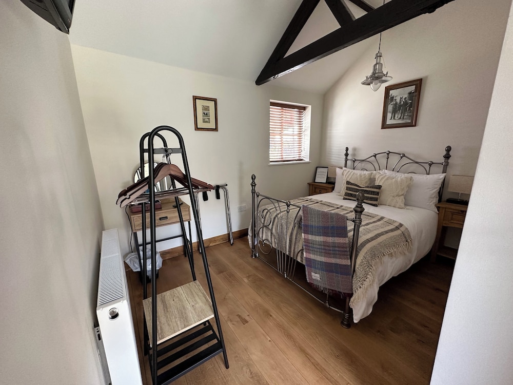 Comfort Double Room, Ensuite, Courtyard View photo 1