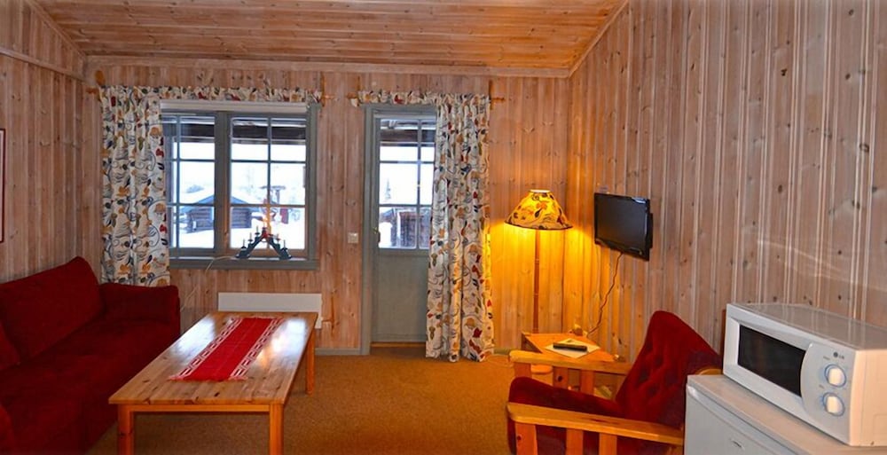 Basic Condo (Bedding optional) photo 1