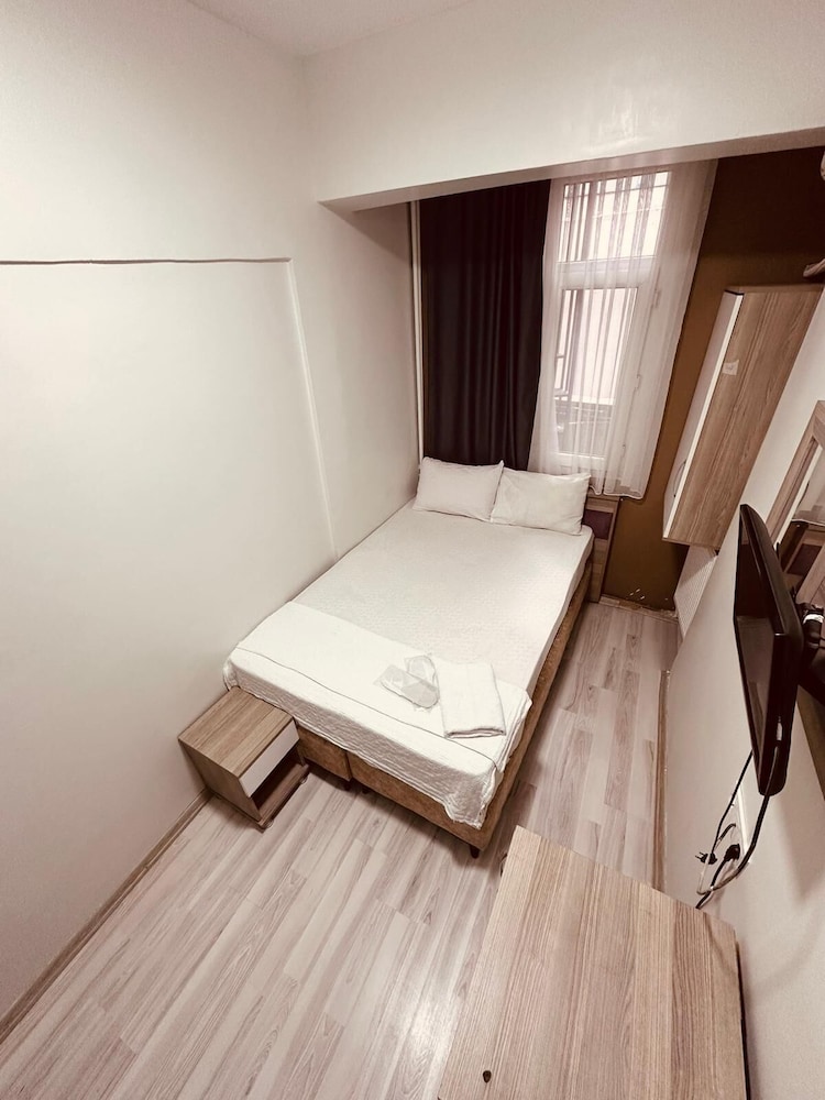 Standard Single Room, 1 Double Bed, City View photo 2
