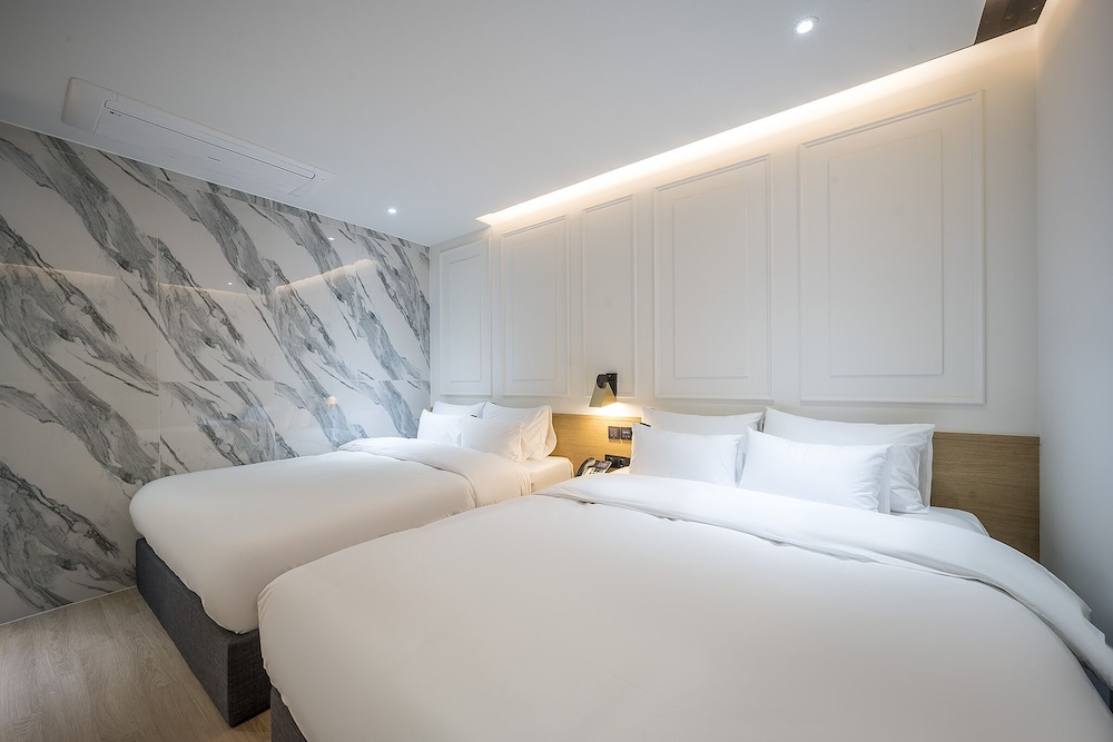 Family Suite photo 3