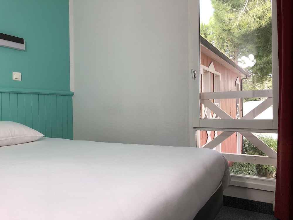 Double Room - Photo 19