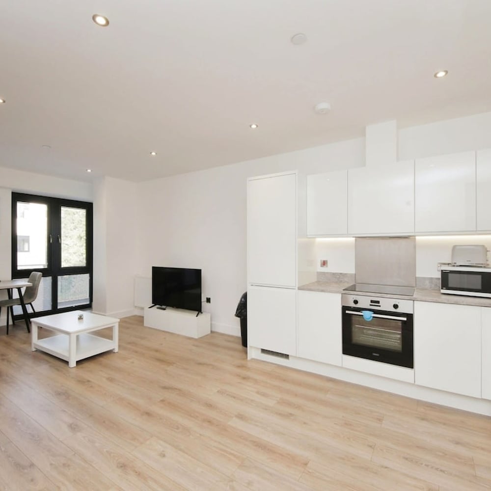 Apartment photo 2