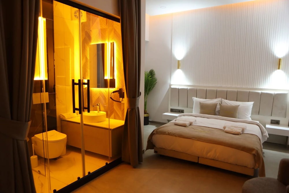 Deluxe Double Room, City View photo 1