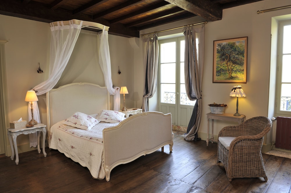 Double Room, Ensuite, Garden View (FIGUIER) photo 1